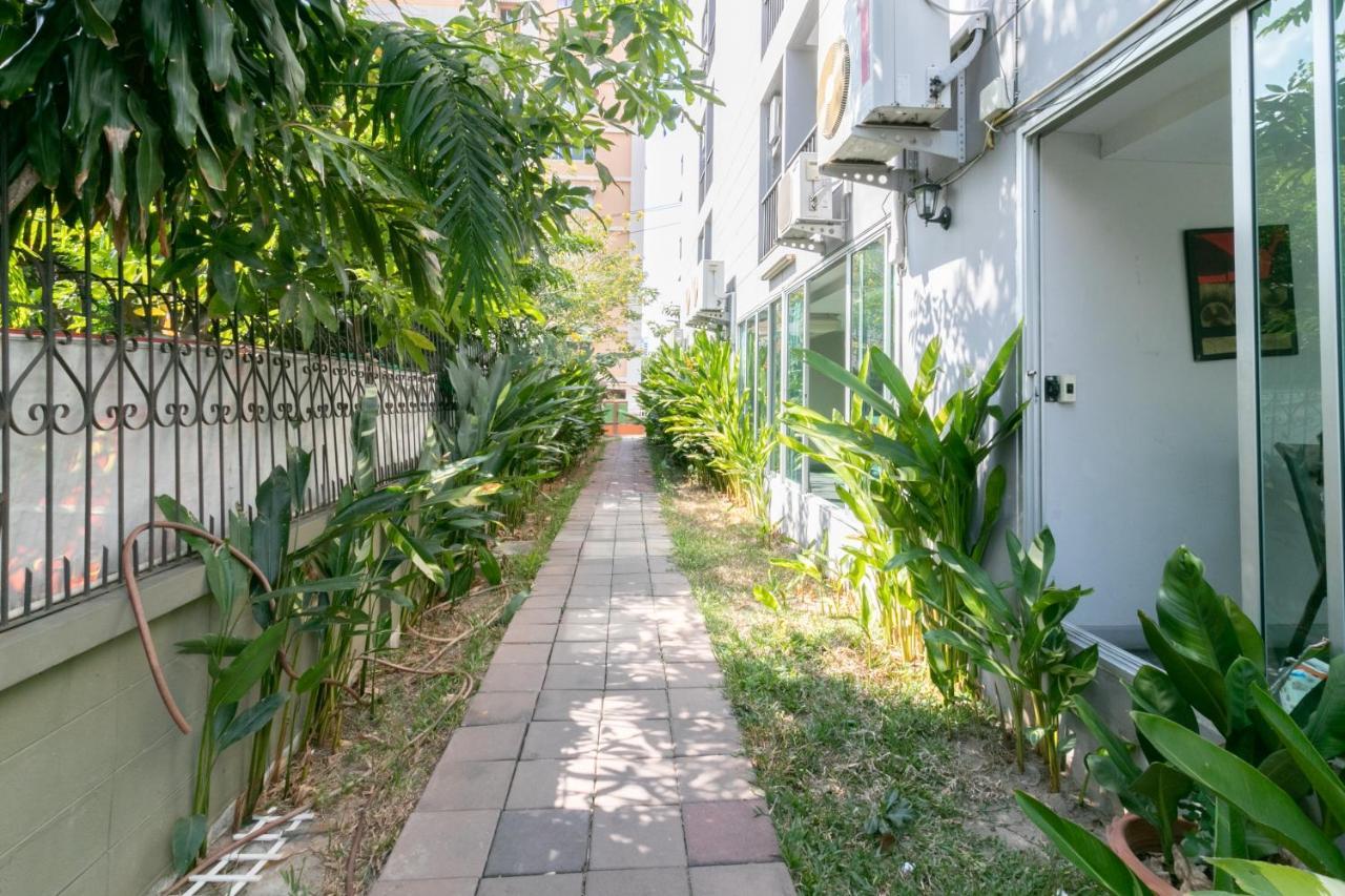Resortel Lat Phrao 91 Банкок Екстериор снимка