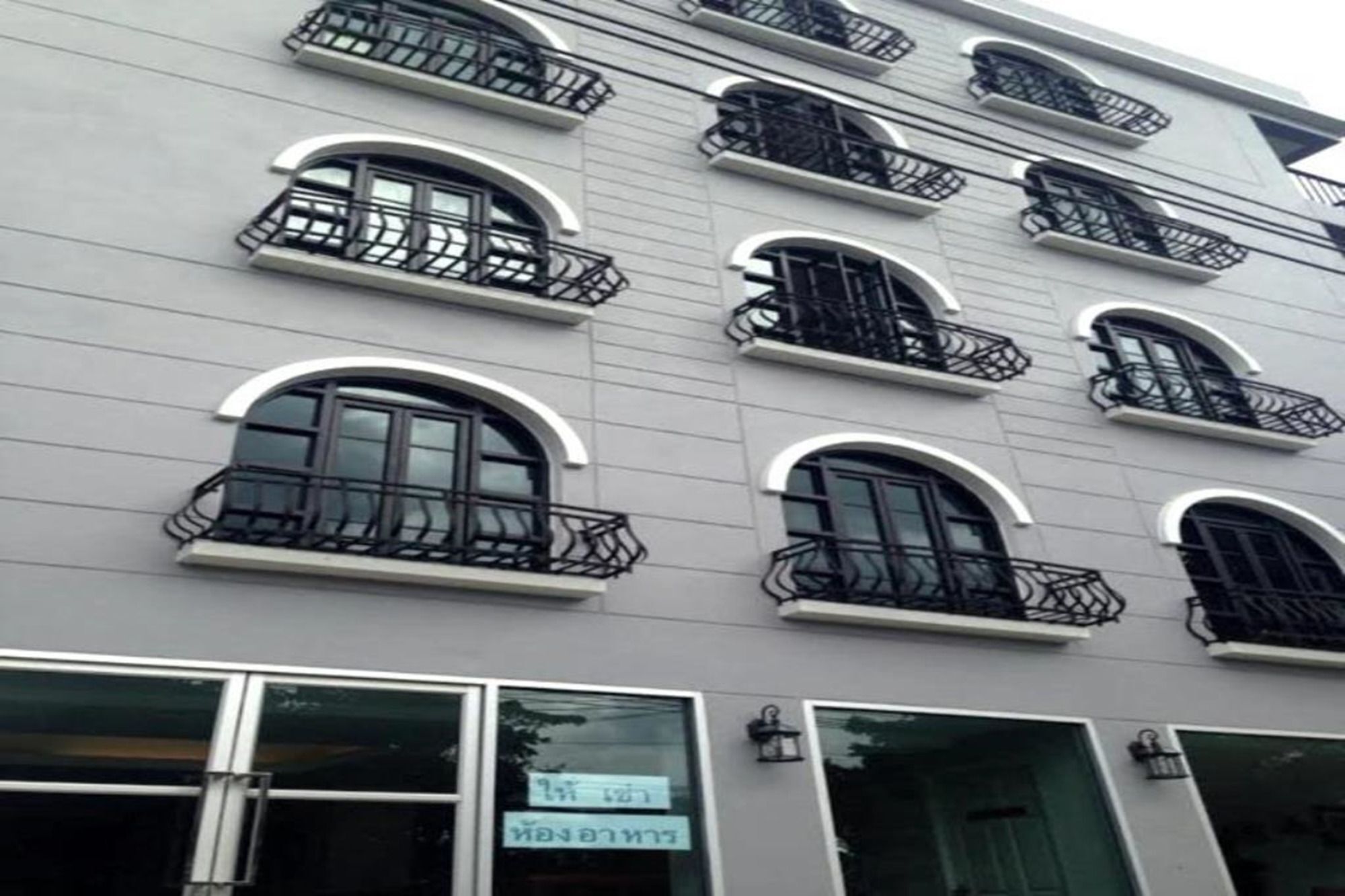Resortel Lat Phrao 91 Банкок Екстериор снимка